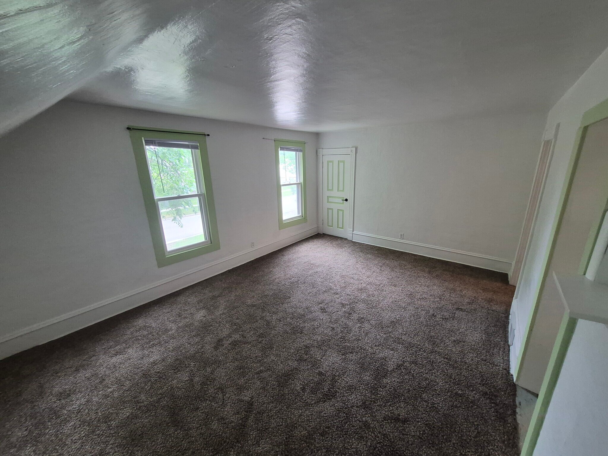 Living Room - 307 15th St S