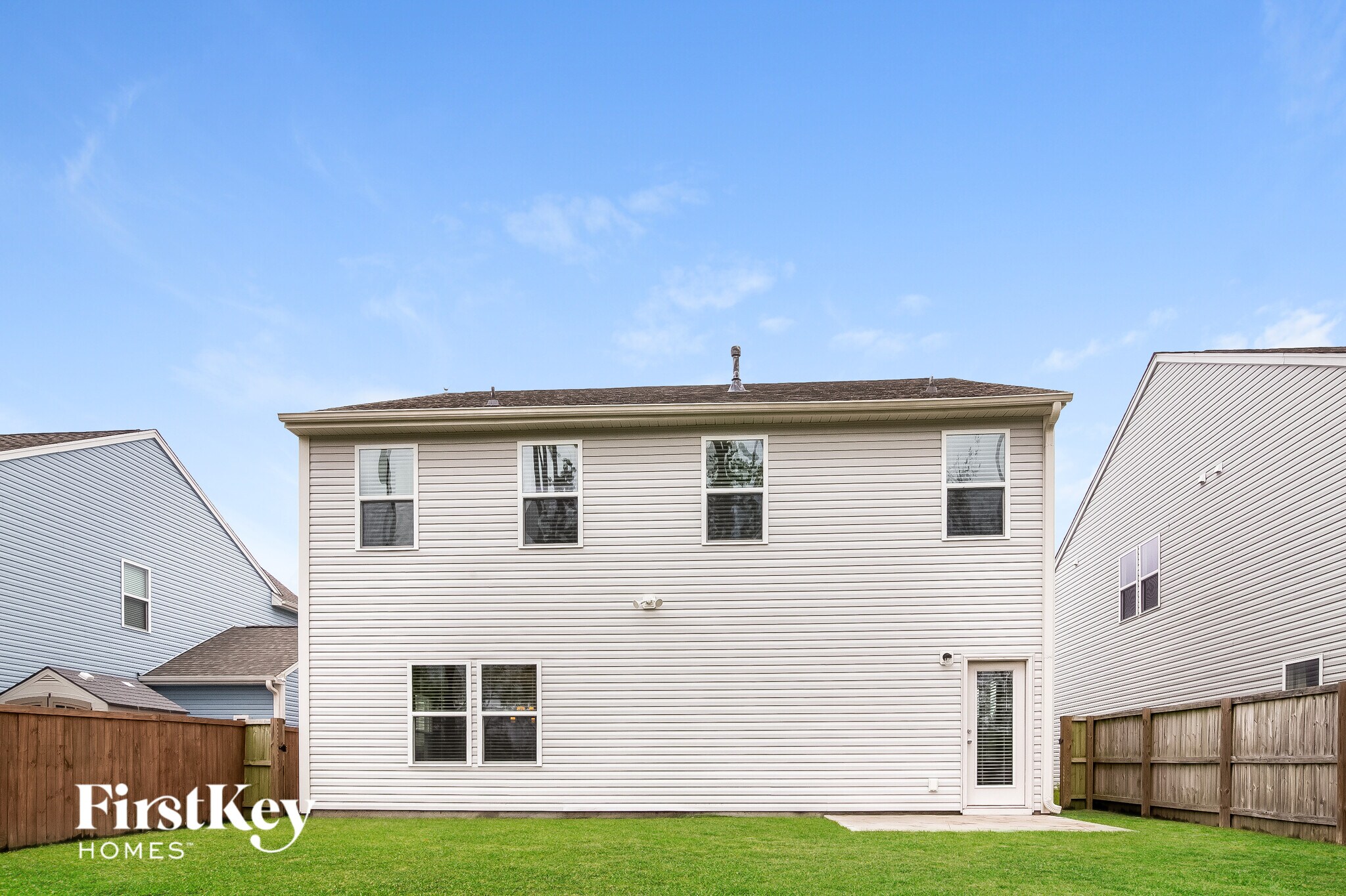 Building Photo - 331 Dunlin Dr