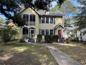 Building Photo - 1910 Myrtle Ave