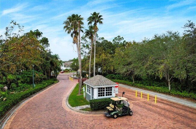 Building Photo - 4324 S Kirkman Rd