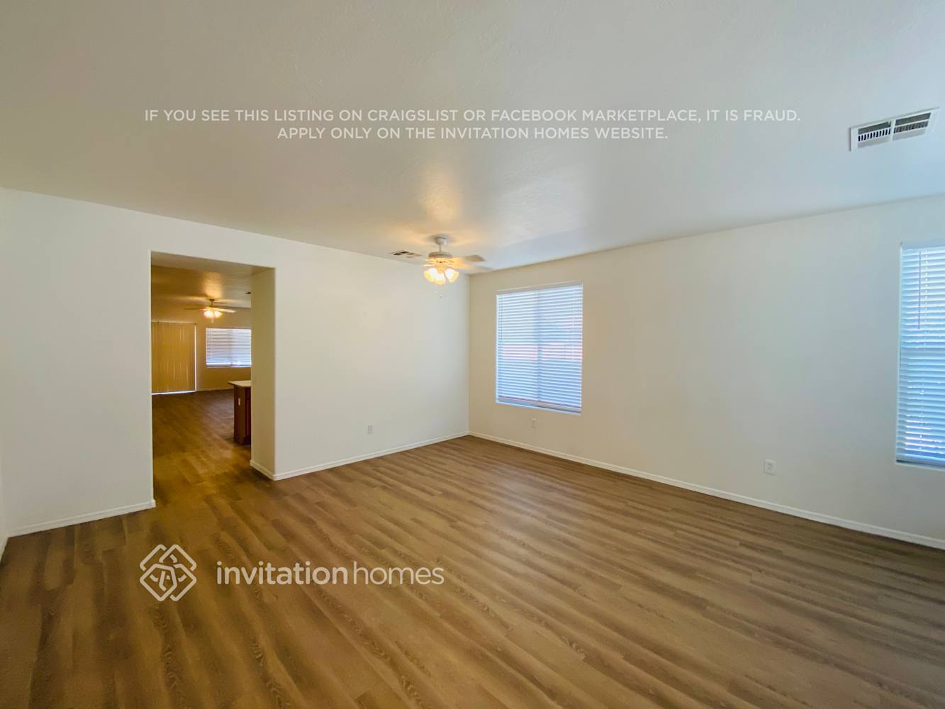Building Photo - 2103 E La Costa Dr