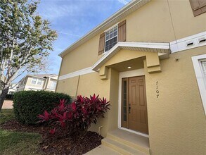 Building Photo - 7107 Harmony Square Dr S