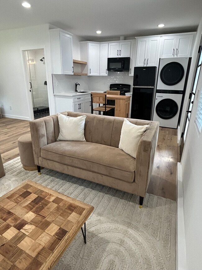 Building Photo - 20448 Gault St