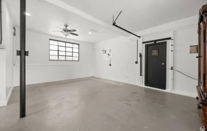 Building Photo - 110 Forbush Ave