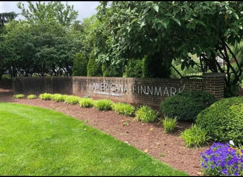 Building Photo - 9907 Blundon Dr