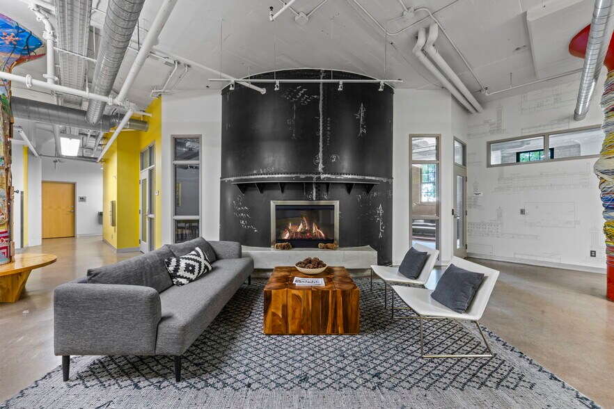 Building Photo - 730 Stinson Blvd