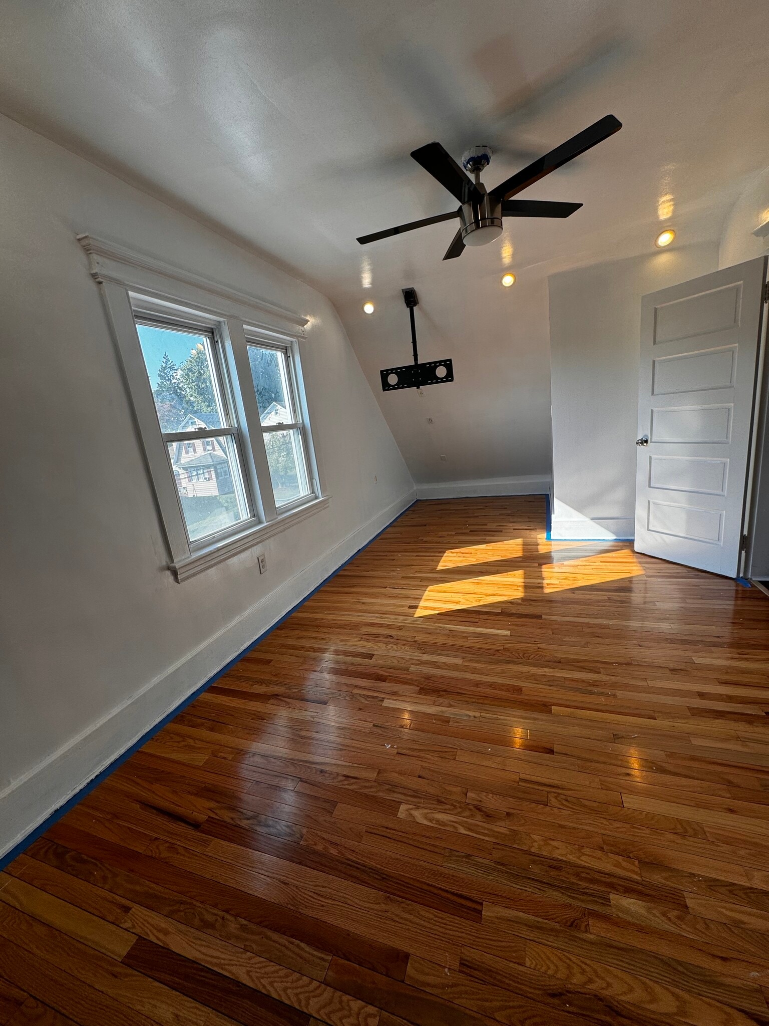 secondary room - 180 Summerfield Ave