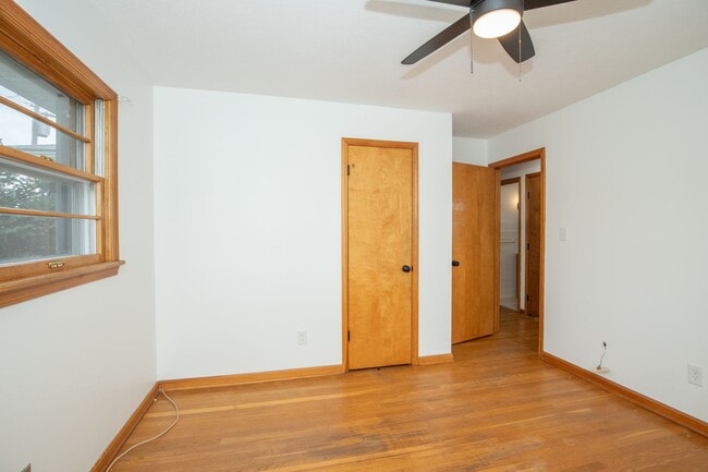 Building Photo - ? Remodeled Shivley 3 Bedroom, 1.5 Bathroom Home! ?