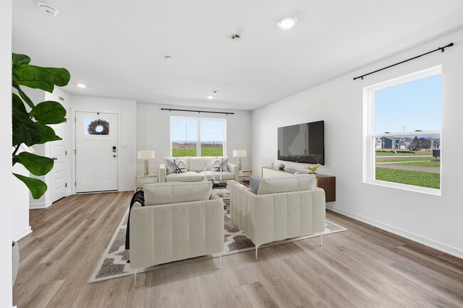 Building Photo - 2334 Noble Ln