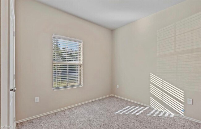 Building Photo - 3 br, 2 bath House - 612 North Wofford Street