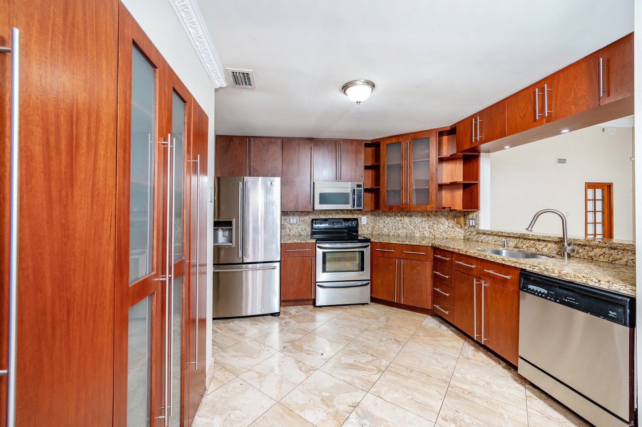 Building Photo - 4725 NW 103rd Ct