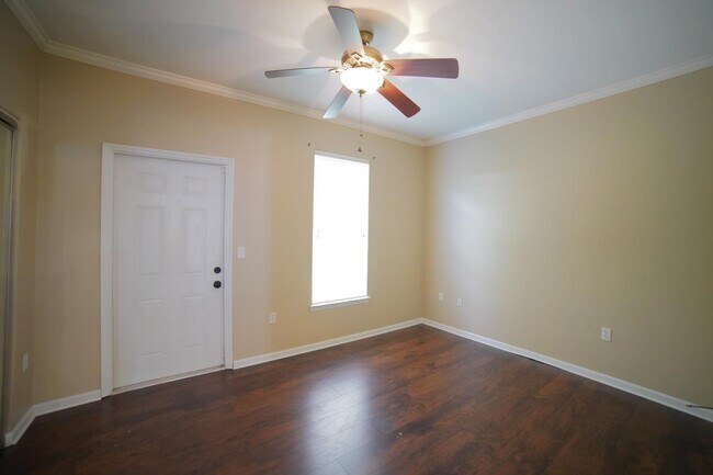 Building Photo - 2400 Fred Smith Rd