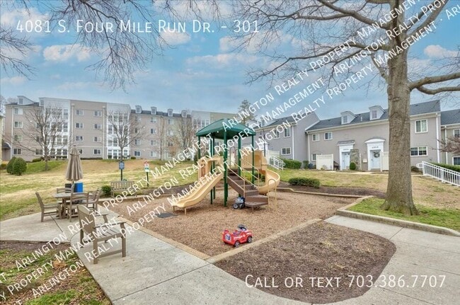 Building Photo - 4081 S Four Mile Run Dr