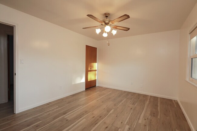 Building Photo - 2509 Paddock Ct