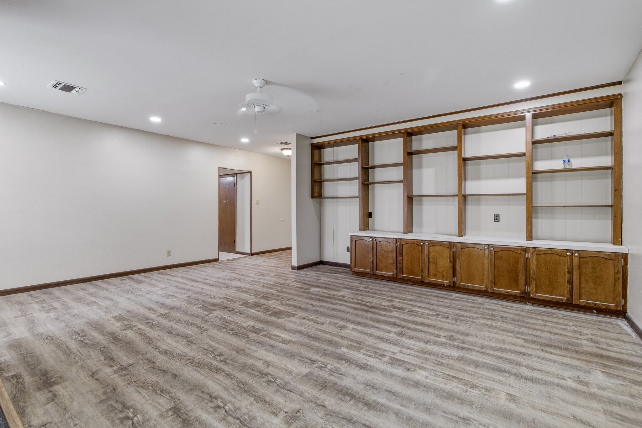 Building Photo - 103 Pecan Bayou Dr