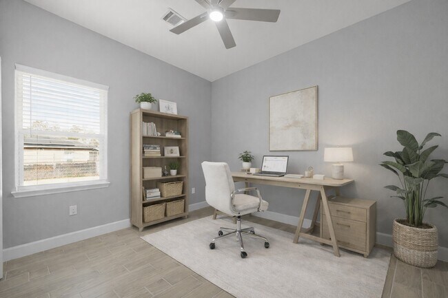 Building Photo - 2448 Areba St