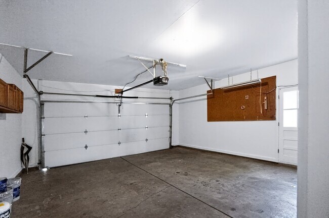 Building Photo - 4303 9th St Rd