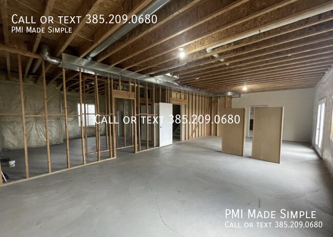 Building Photo - 899 N 800 E