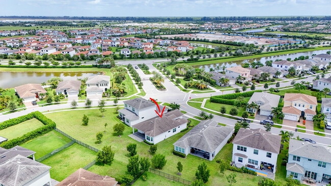 Building Photo - 16293 Melogold Dr