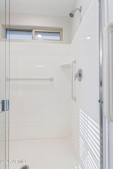 Building Photo - 16648 W Jenan Dr