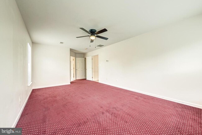 Building Photo - 42038 Cherish Ct