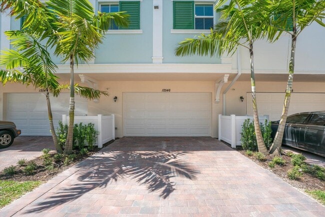 Building Photo - 12546 Gross Pointe Dr
