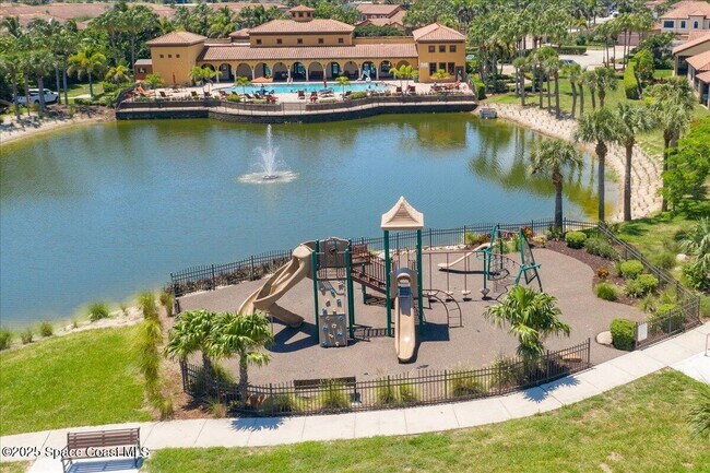 Building Photo - 779 Simeon Dr