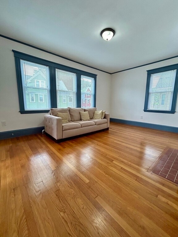 Building Photo - 58 Pinehurst St