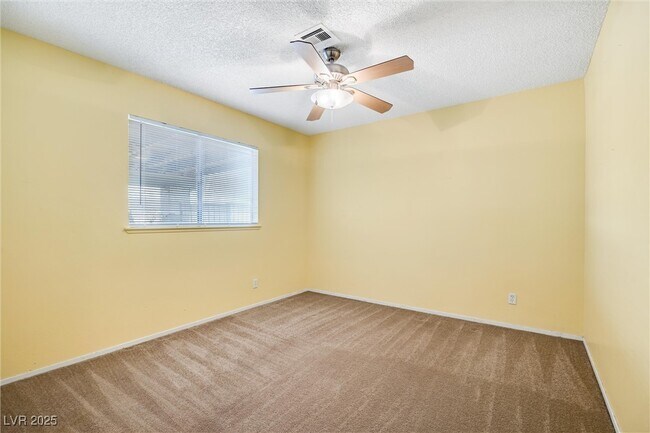 Building Photo - 203 Cimarron Ct