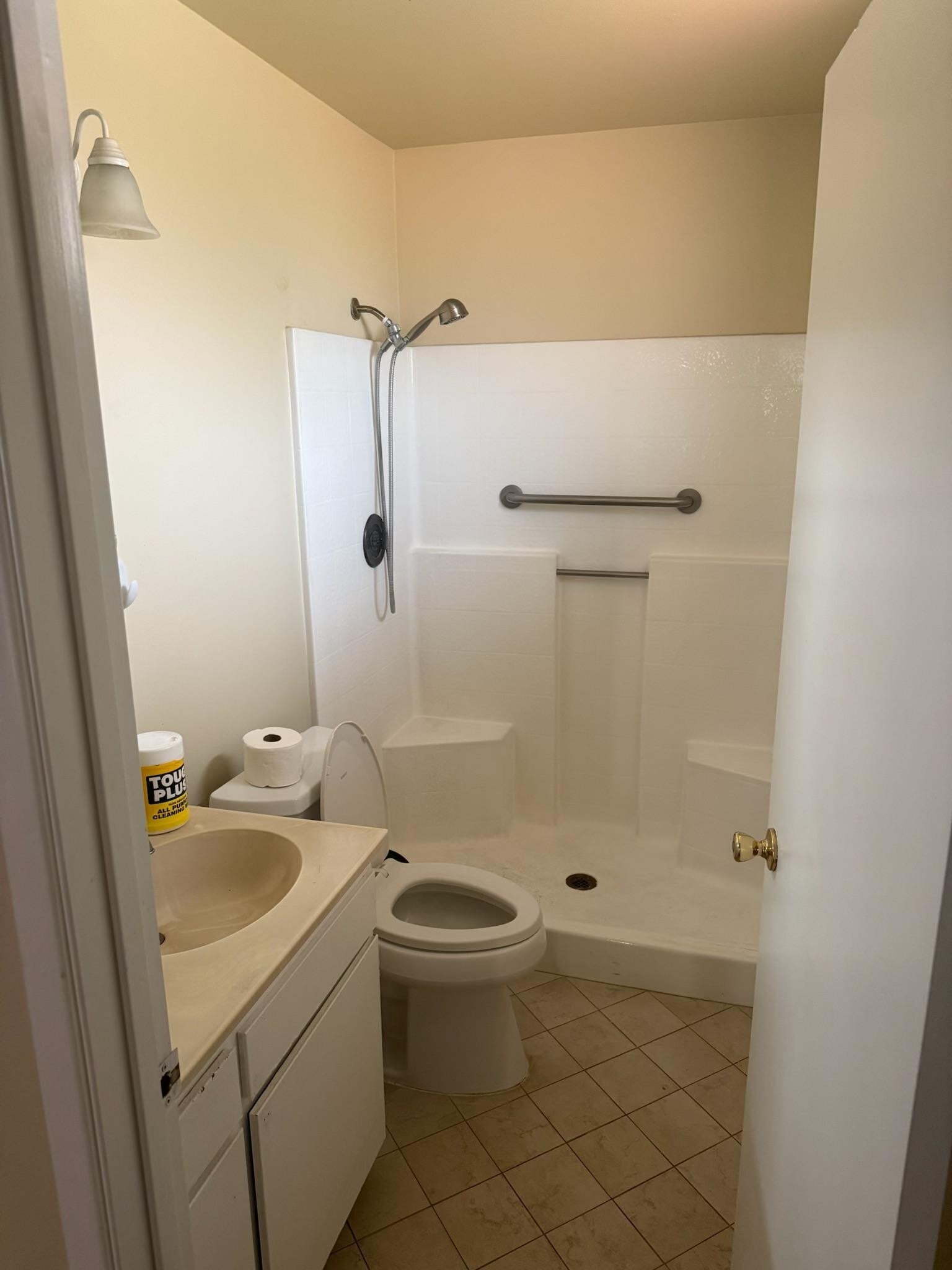 Building Photo - 853 Harper Ct