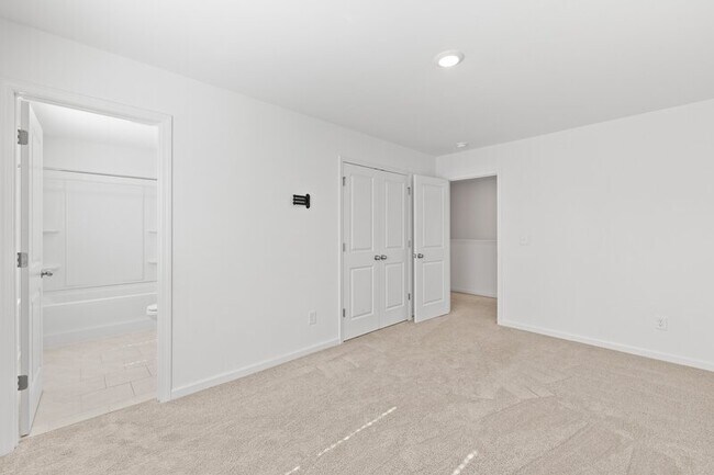 Building Photo - 539 S Lincoln St