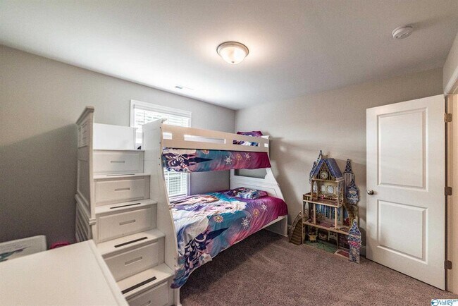Building Photo - 108 Erskin Parcus Dr