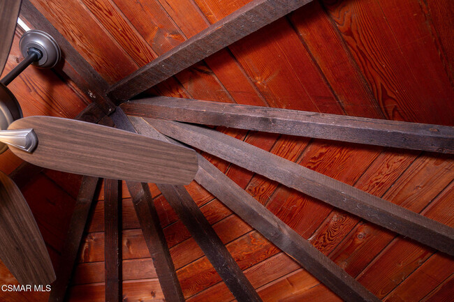 Building Photo - 1753 Hidden Vly Rd