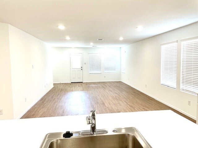 Building Photo - 18646 Gravago Ln