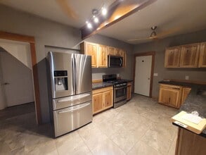 Building Photo - ALL UTILITIES INCLUDED - Country Home in the county on 1/2 Acre lot