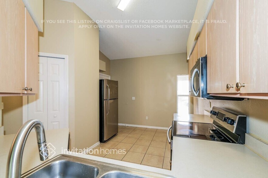 Building Photo - 11741 Brenford Crest Dr