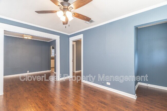 Building Photo - 1361 W Gramercy Pl