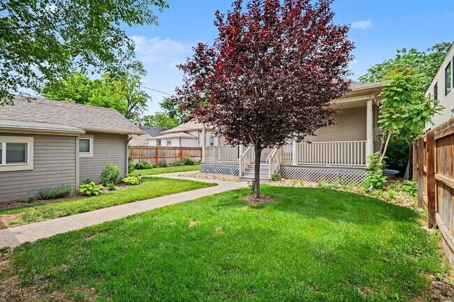 Building Photo - Beautifully Preserved Englewood Home with Fenced Backyard