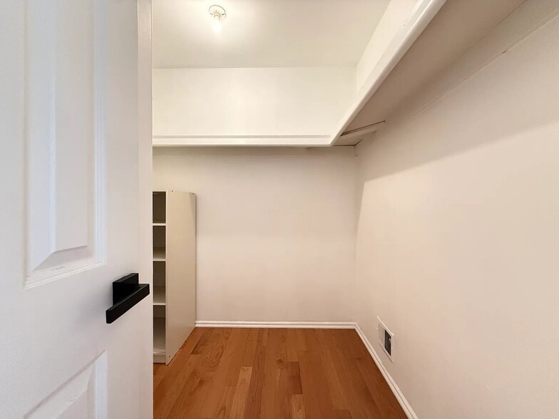 Building Photo - 1187 Heyward Rd