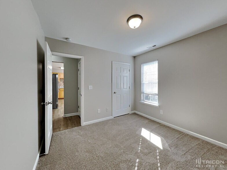 Building Photo - 35 Atherton Dr