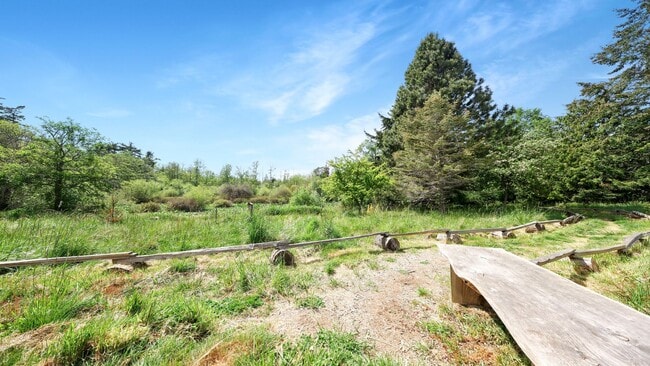 Building Photo - New Construction - 2 Bed 3 Bath - High-Eff...