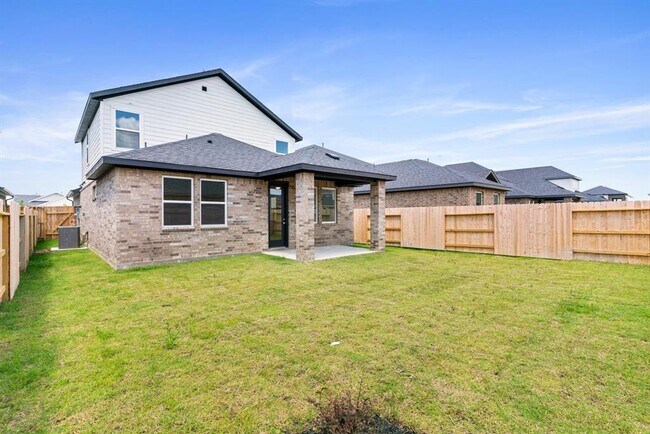Building Photo - 9014 Cottage Cypress Ln