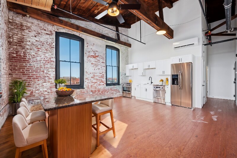 Building Photo - 2547 N Hancock St