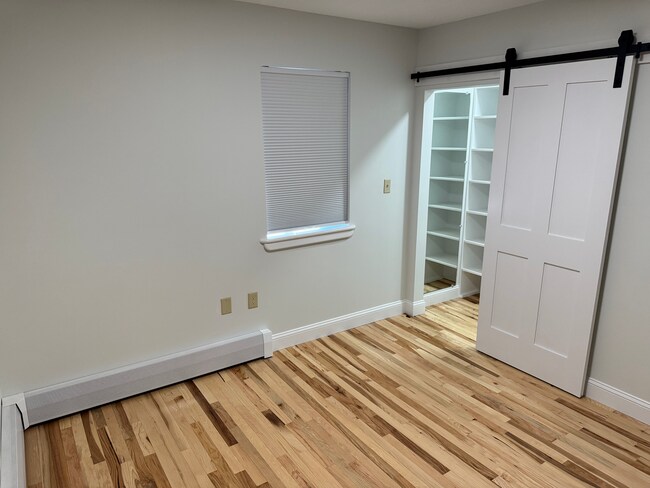 Building Photo - 251 Main St