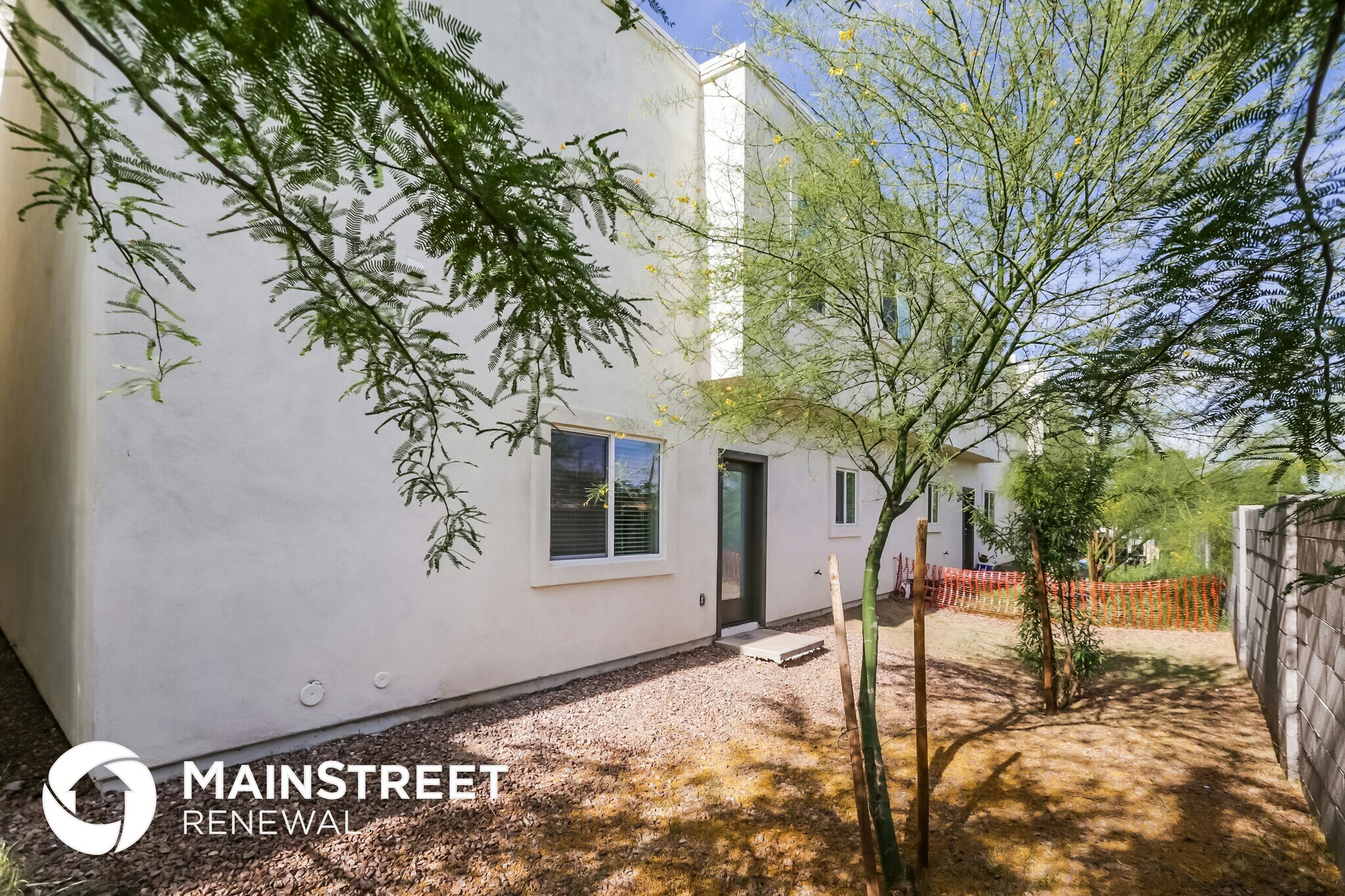 Building Photo - 2000 N 36th St