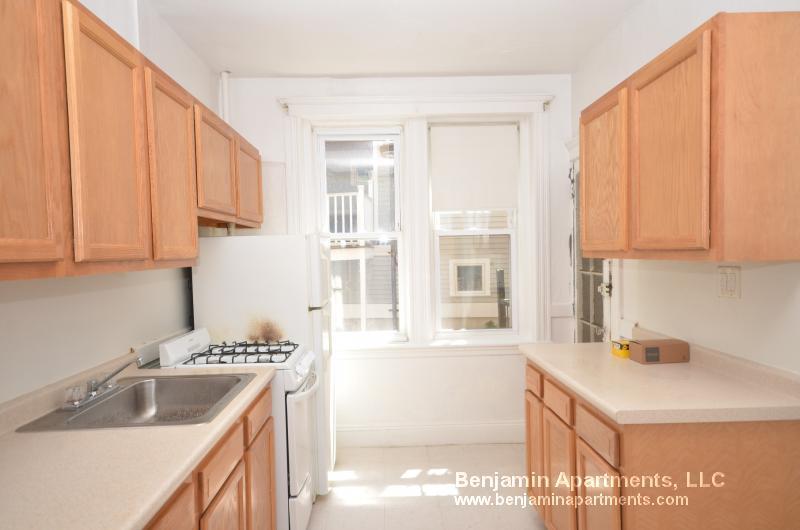 Building Photo - 119 Sutherland Rd