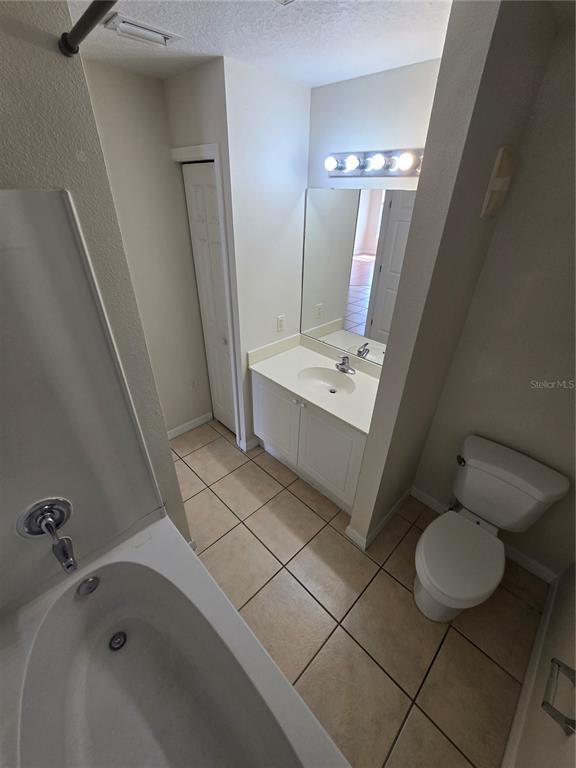 Building Photo - 2790 Club Cortile Cir