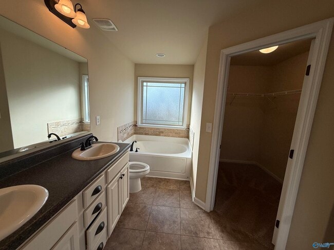 Building Photo - 824 Bell Factory Rd