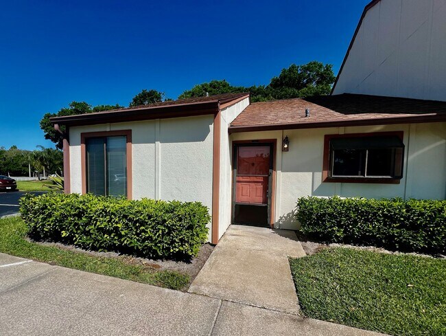 Building Photo - 107 White Fawn Dr