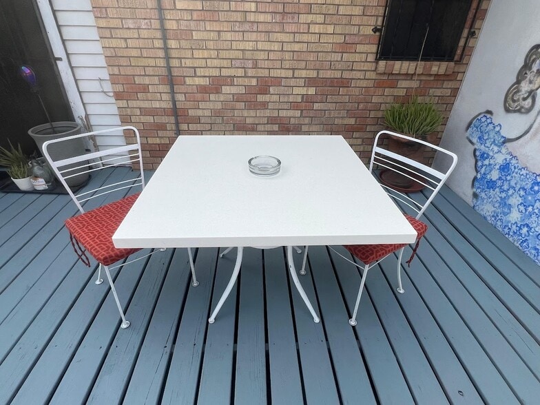 Building Photo - 1808 N Broadway St